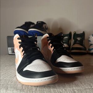 Jordan 1 Sneakers Black White Pink